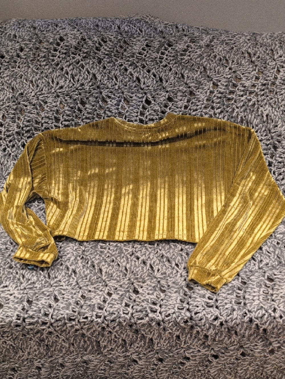 BP Metallic Velvet Crop Top • Golden Festival Statement • Retro Y2K Party Vibes - Picture 8 of 8